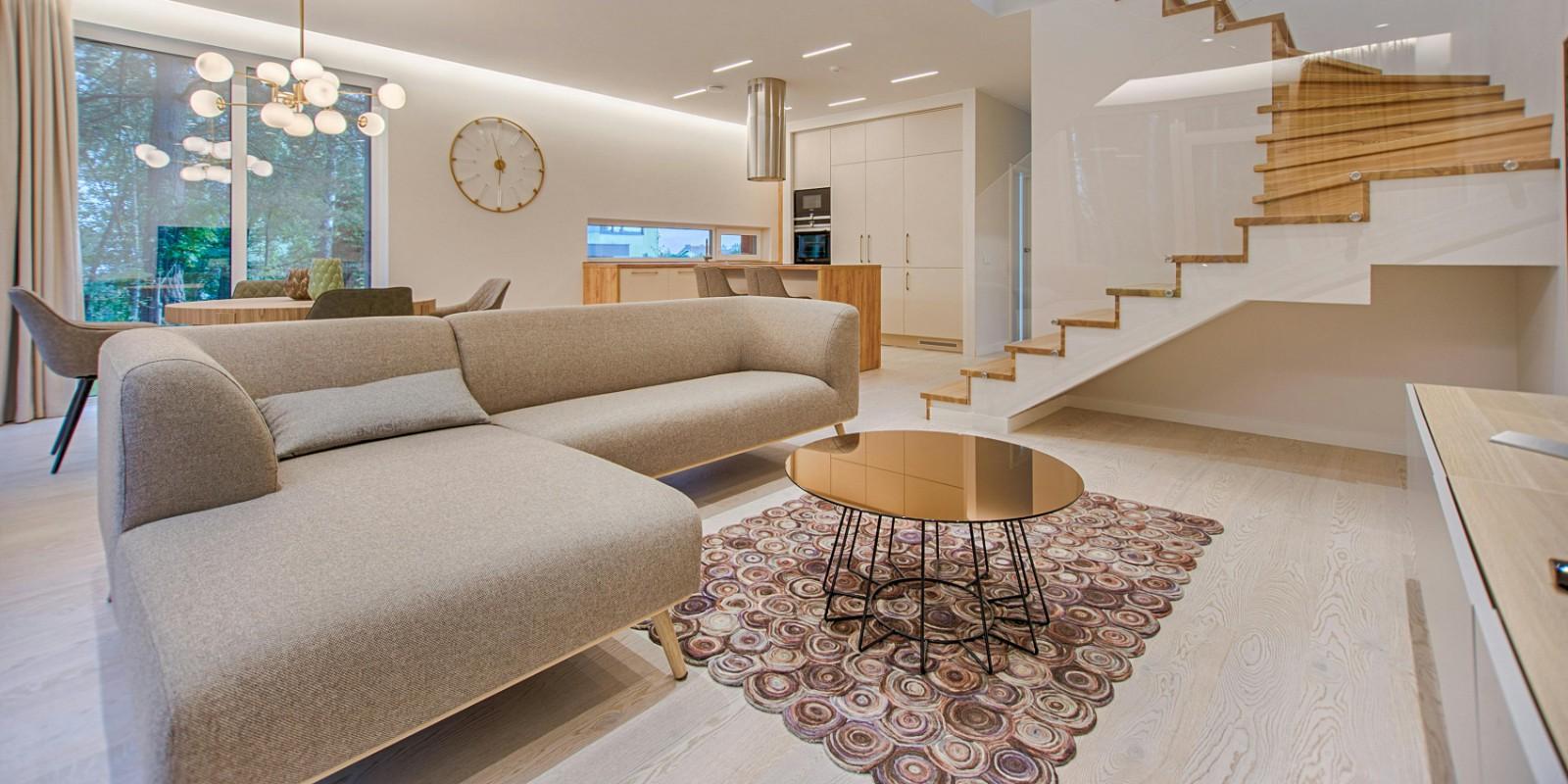 Okupación de viviendas de lujo en Girona y Costa Brava