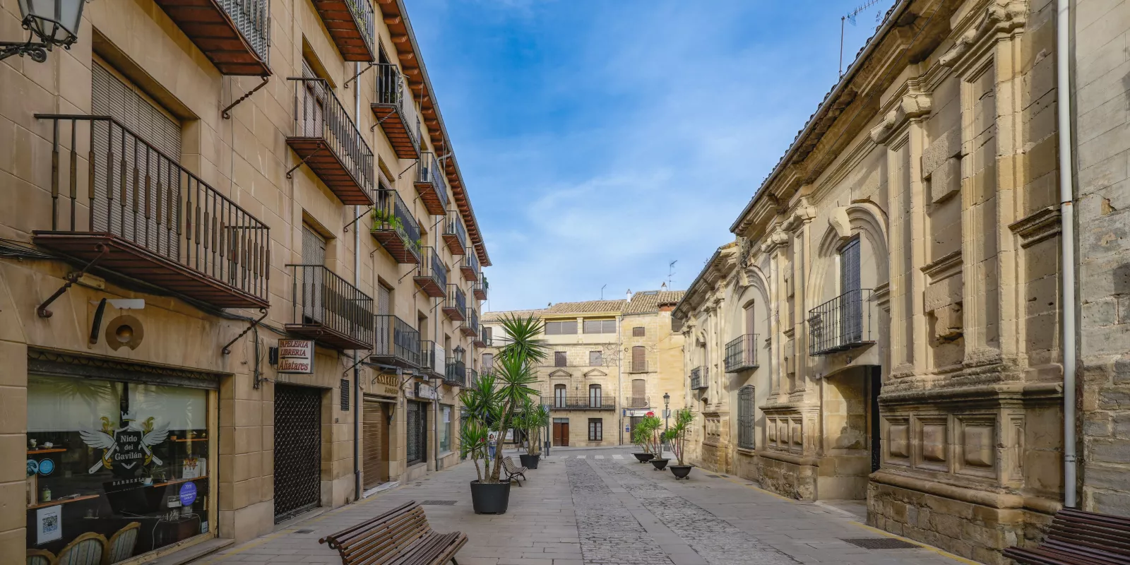 Comprar vivienda en Girona y Lloret de Mar: consejos