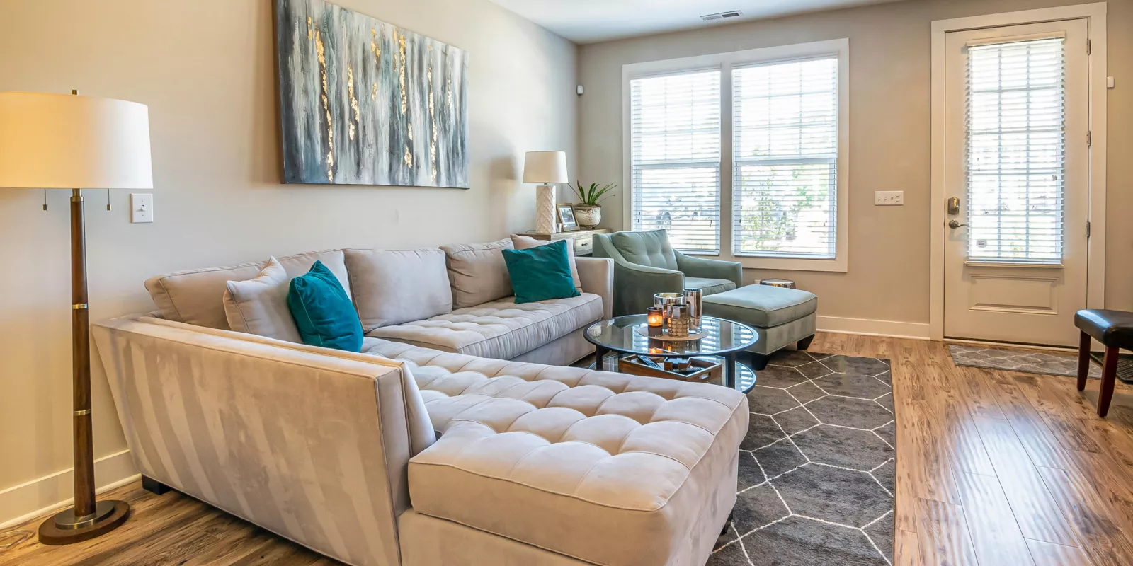 Cómo elegir el mejor agente inmobiliario en Lloret